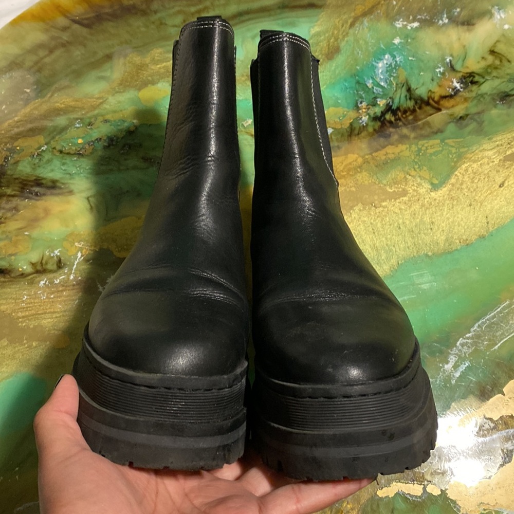 Marc Fisher LTD Pauline Lugsole Leather Bootie - Picture 3 of 6